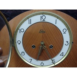 EMES Tischuhr in Vollholz und Furnier - super Klangspiel - Antiquität